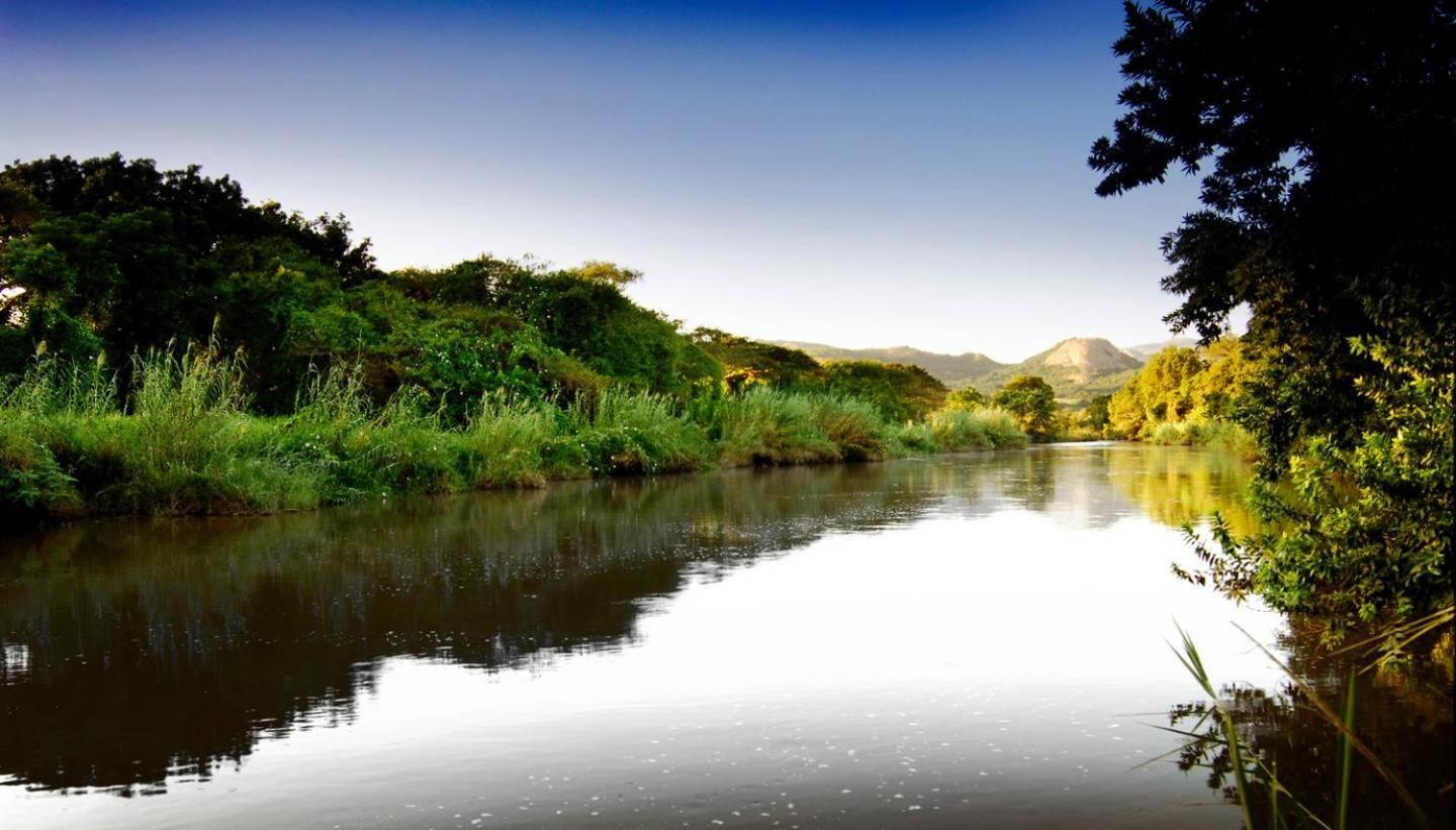 Hippo Waterfront Lodge Mbombela Eksteriør bilde